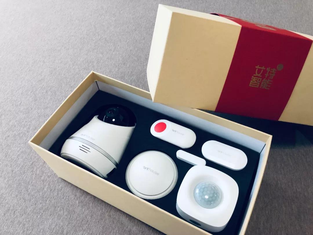 雙旦活動 ▎您有一份艾特智能家居大禮包待查收！